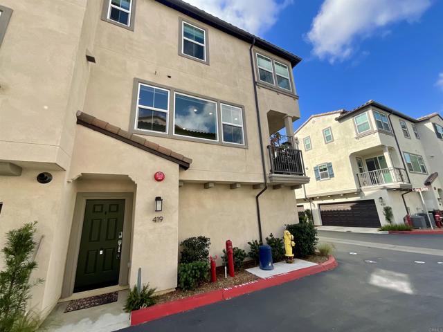 Detail Gallery Image 37 of 42 For 419 Atlas, Escondido,  CA 92025 - 2 Beds | 2/1 Baths