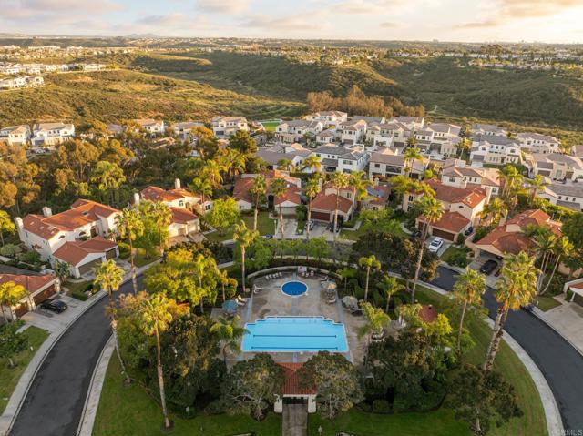 Detail Gallery Image 24 of 28 For 14014 Calle Cardenas, San Diego,  CA 92130 - 4 Beds | 2/1 Baths