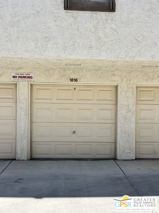 1816 N Mira Loma Way, Palm Springs CA: https://media.crmls.org/mediaz/51d10c43-1bc2-47d1-b72b-8cb66be1c3bb.jpg