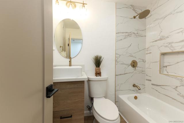 4421 68Th St, La Mesa CA: https://media.crmls.org/mediaz/51d122ba-4a7c-4b34-b315-a8d2fbc0c8d8.jpg