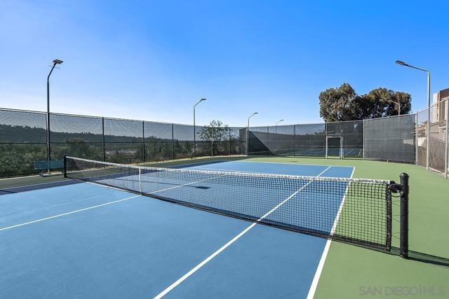 10400 caminito Cuervo, San Diego CA: https://media.crmls.org/mediaz/51d12353-80e1-4bc8-b7fc-690c8d67fe05.jpg