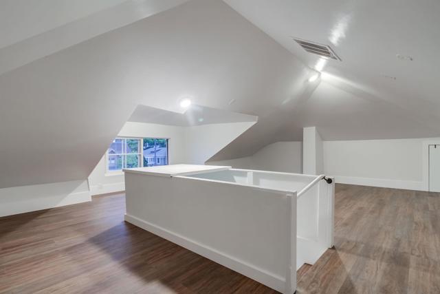 1864 Sunset Blvd, San Diego CA: https://media.crmls.org/mediaz/51d220de-b91b-4d9c-b3a9-b6fb905efbc2.jpg