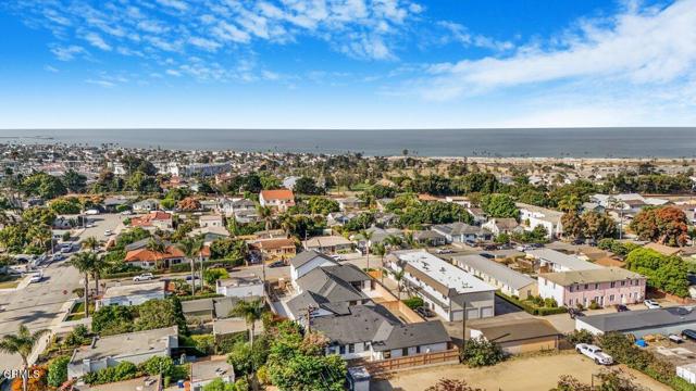 Detail Gallery Image 10 of 14 For 1905 Ocean Ave, Ventura,  CA 93001 - 2 Beds | 2 Baths