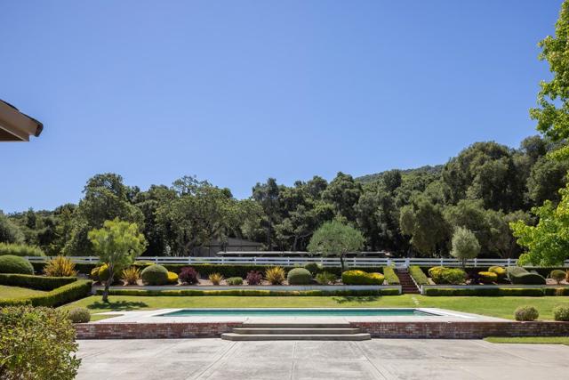 6 Sleepy Hollow Drive, Carmel Valley CA: https://media.crmls.org/mediaz/51d4a5b5-30f6-494b-9f5b-26f5d36dc12b.jpg