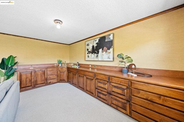 Image 44 of 60 For 921 Rock Canyon Cir