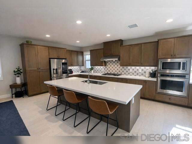 751 Merit Dr, San Marcos CA: https://media.crmls.org/mediaz/51d53b7a-8592-4892-89e3-cc51fa99f867.jpg