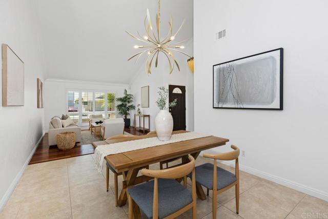 7911 Laurelridge Road, San Diego CA: https://media.crmls.org/mediaz/51d5e399-763c-414a-9ae0-7d4a3da1bf3d.jpg