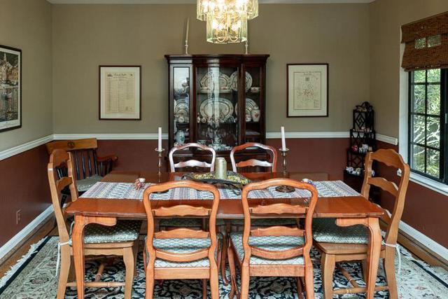 3523 Oak Drive, Menlo Park CA: https://media.crmls.org/mediaz/51d6df3d-7a8b-472c-8382-35dd58c3a4cf.jpg