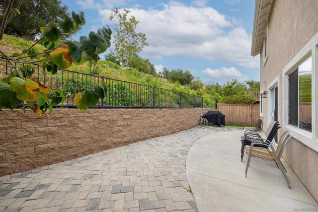 314 La Soledad Way, Oceanside CA: https://media.crmls.org/mediaz/51d86ab8-e550-48fa-b3cf-56e670842f8b.jpg