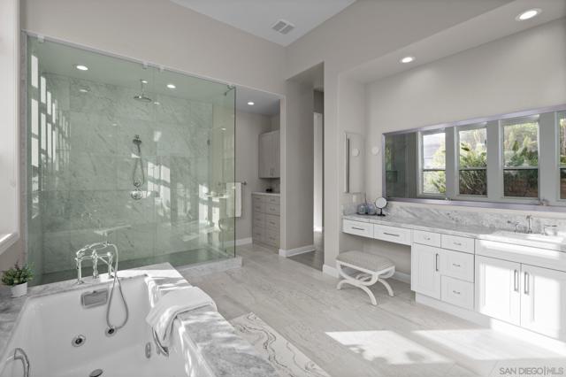 Image 22 of 47 For 6210 Summit Crest Cir
