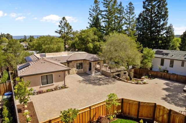 18061 Saratoga Los Gatos Road, Monte Sereno CA: https://media.crmls.org/mediaz/51db4ec1-6691-4958-a1c4-aca3f25a3299.jpg