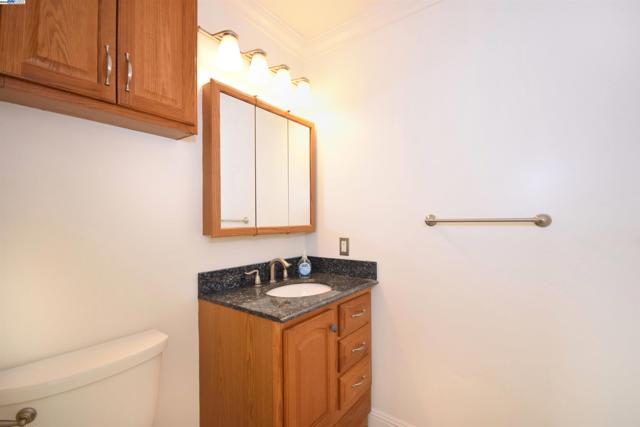 22813 2Nd St, Hayward CA: https://media.crmls.org/mediaz/51db6679-1a78-41ef-9b03-41fc5913463b.jpg