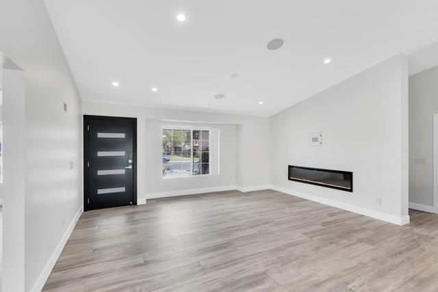 69835 Bluegrass Way, Cathedral City CA: https://media.crmls.org/mediaz/51dbeabd-3c38-4afd-987a-5cb516f225f7.jpg