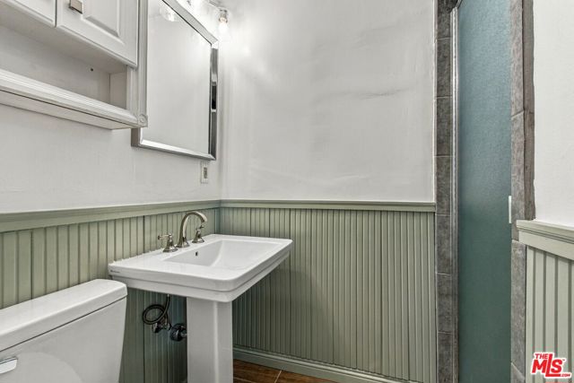 16226 Harwill Avenue photo 27