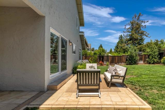 7188 Anjou Creek Circle, San Jose CA: https://media.crmls.org/mediaz/51dd61d1-6568-49dc-b265-4862db25567e.jpg