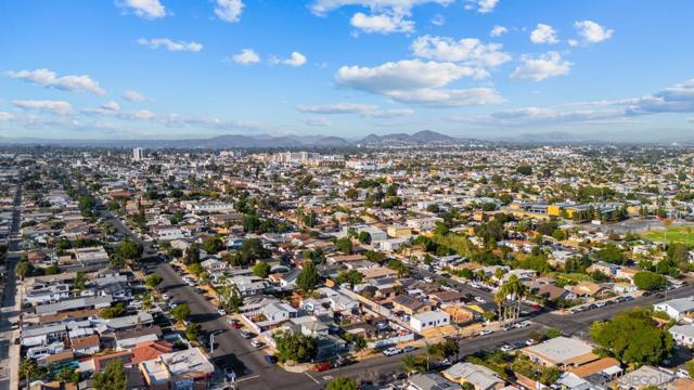 4075 Thorn Street, San Diego, California 92105, 2 Bedrooms Bedrooms, ,1 BathroomBathrooms,Single Family Residence,For Sale,Thorn Street,240021605SD