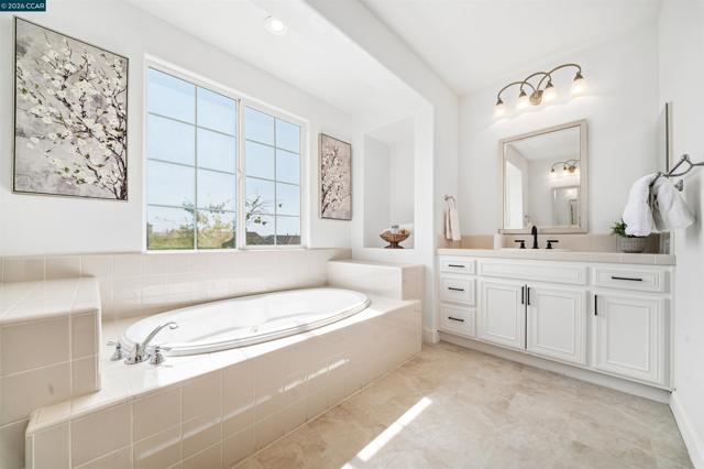 Image 24 of 55 For 2650 Casella Way