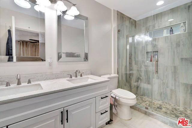 19513 Cantara Street, Reseda CA: https://media.crmls.org/mediaz/51dfbd13-84e8-4061-8768-3a0871e51ea4.jpg