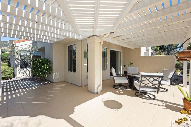 Detail Gallery Image 34 of 45 For 2101 Winged Foot, Escondido,  CA 92026 - 2 Beds | 2 Baths