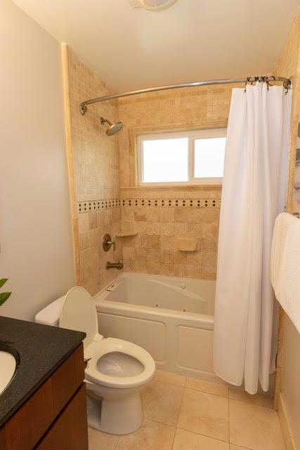 1609 Bonita Avenue, Berkeley CA: https://media.crmls.org/mediaz/51e09aa9-e0eb-4c08-bd2d-07b13288fae1.jpg