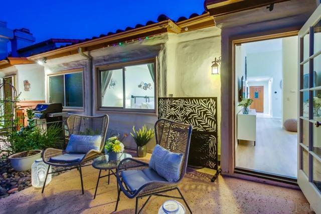 12242 Paseo Lucido, San Diego CA: https://media.crmls.org/mediaz/51e0dfc8-d10b-4195-af45-ac5de12fea39.jpg