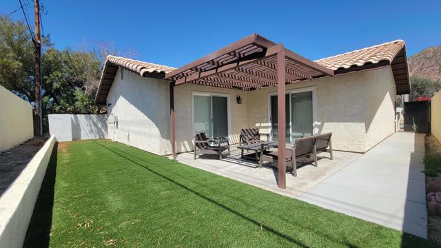 53645 Avenida Mendoza, La Quinta CA: https://media.crmls.org/mediaz/51e2ac4d-7940-4dee-bcc7-171d6cfe1ed3.jpg