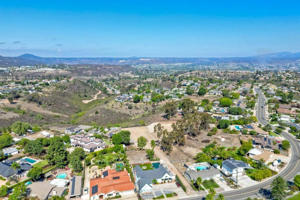 MLS #250041251SD image #7