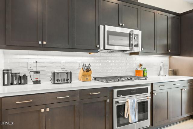 Detail Gallery Image 14 of 58 For 390 Rose St, Fillmore,  CA 93015 - 3 Beds | 2/1 Baths