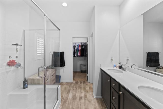 34289 Solstice Street, Winchester CA: https://media.crmls.org/mediaz/51e2e6b9-9929-48bd-b1e5-0f253e1c9462.jpg