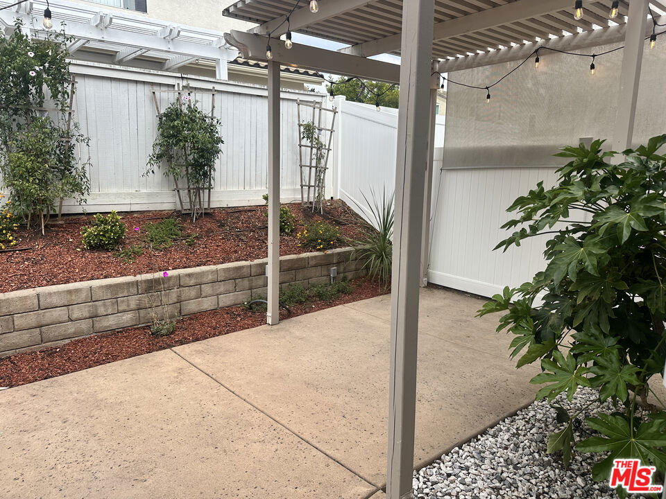 1817 Calypso Drive - photo 12