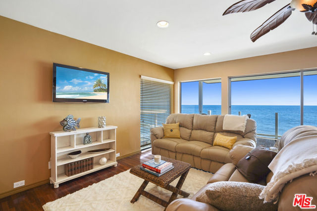 25200 Malibu Road, 1 photo 5