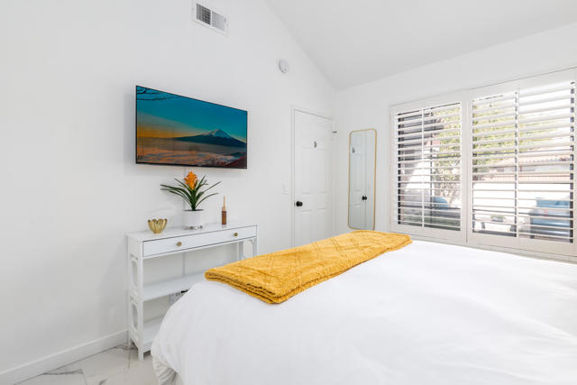 2 Bed Home for Sale in Palm Desert, California