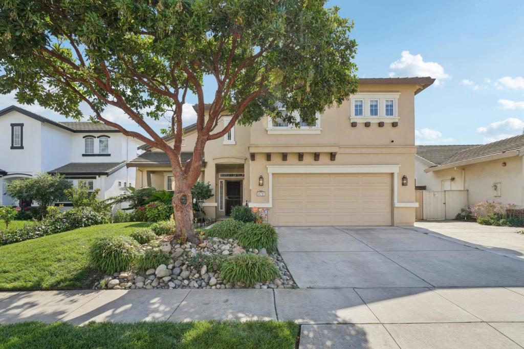 476 Arcadia Way