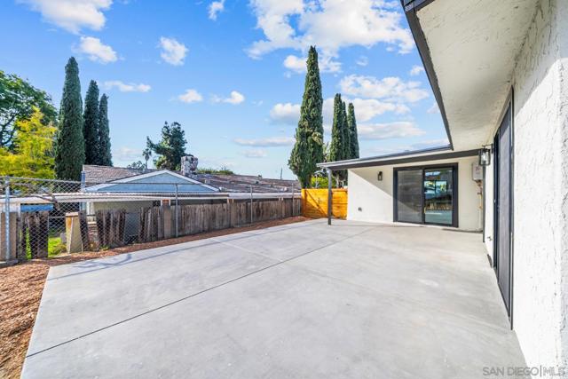 661 Concepcion, Spring Valley CA: https://media.crmls.org/mediaz/51e45150-1ebb-4c36-a1e0-b5c5cb689fbd.jpg