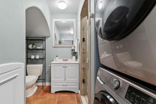 214 Brook Avenue, Santa Cruz CA: https://media.crmls.org/mediaz/51e56a74-fb3b-457e-b8f4-b98f7bd34d83.jpg
