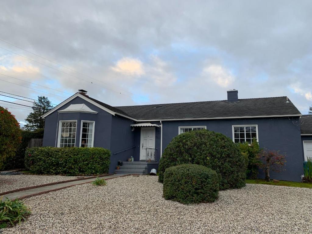 2226 Isabelle Avenue