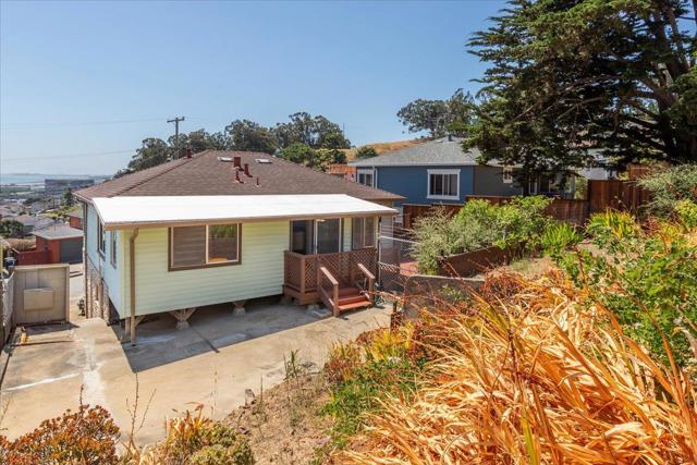 659 Ash Avenue, South San Francisco CA: https://media.crmls.org/mediaz/51e727c0-ff3c-46de-b08a-ffa505d55f84.jpg