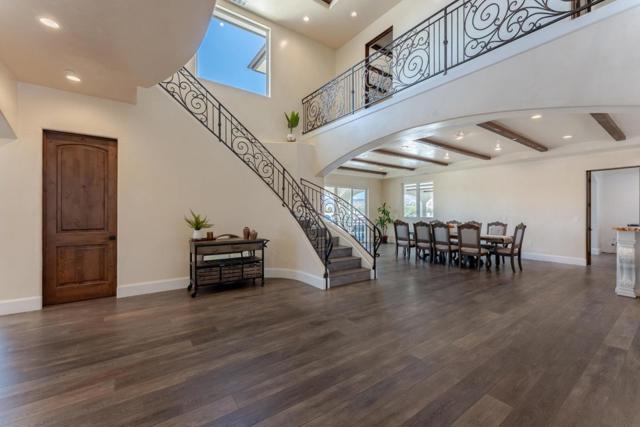 8440 Lovers Lane, Hollister CA: https://media.crmls.org/mediaz/51ebc4d5-7f62-4adf-81c5-9fdc58b26118.jpg