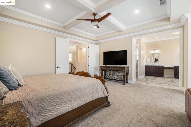 2012 Windward Pt, Discovery Bay CA: https://media.crmls.org/mediaz/51ec2c67-16c1-4481-a3c3-0fbbba05ec52.jpg
