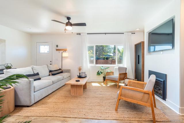 4175 35th St, San Diego CA: https://media.crmls.org/mediaz/51ec51b4-3152-4c83-aa06-ca965063d35a.jpg