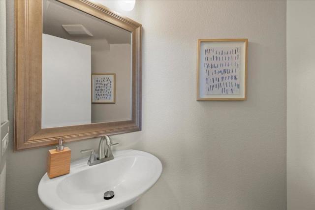 272 McDonnel Road, Alameda CA: https://media.crmls.org/mediaz/51ed7d34-4c8b-4cf6-845d-6c14b446eaea.jpg