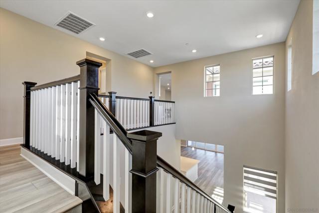 16231 Sunny Summit Dr, San Diego CA: https://media.crmls.org/mediaz/51ed9736-aaaf-42bb-bb20-0495d42d467d.jpg