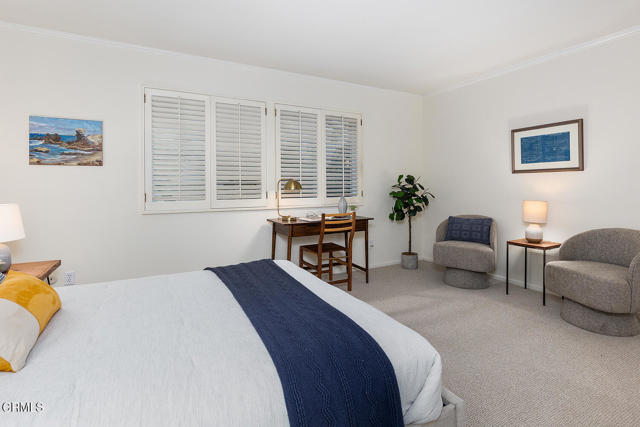 1200 S Orange Grove Boulevard, Pasadena CA: https://media.crmls.org/mediaz/51edcf41-f7b2-4ec8-a7b7-474f2dcd7325.jpg