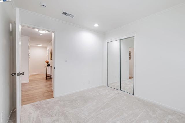 825 Oak Grove Rd, Concord CA: https://media.crmls.org/mediaz/51ee7161-6a72-444c-89b1-6941353bd1be.jpg