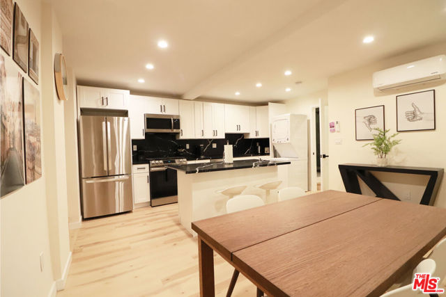 944 North San Vicente Boulevard, 10 photo 2