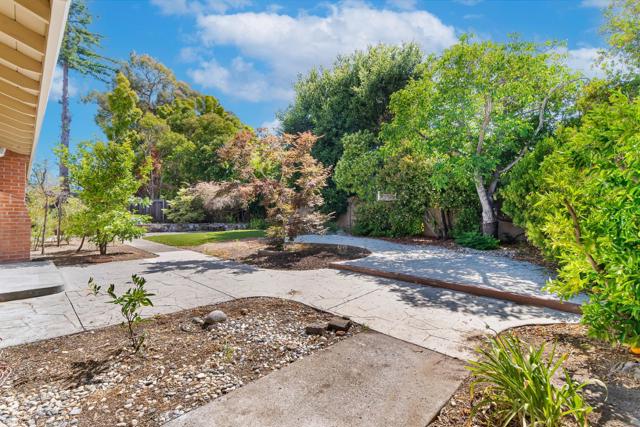 12099 Natoma Court, Saratoga CA: https://media.crmls.org/mediaz/51eebb1b-4467-48e8-966a-d8f674ac5857.jpg