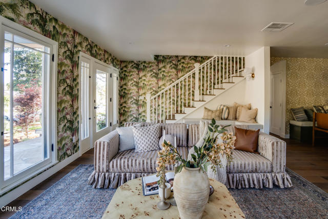 5163 Highland View Avenue, Los Angeles CA: https://media.crmls.org/mediaz/51eec7a1-0fa4-4927-93ad-ceb6744690ec.jpg