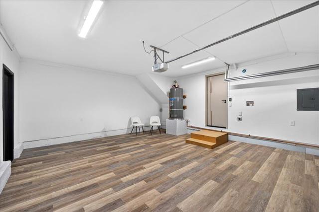 1980 Foxworthy Avenue, San Jose CA: https://media.crmls.org/mediaz/51ef3b15-f7db-4f50-b8b9-8d7115512e6f.jpg