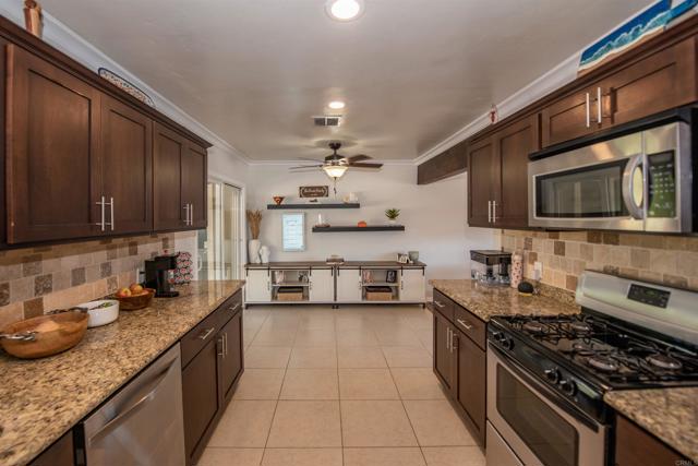 Detail Gallery Image 56 of 63 For 2094 Thibodo Ct, Vista,  CA 92081 - 3 Beds | 2 Baths