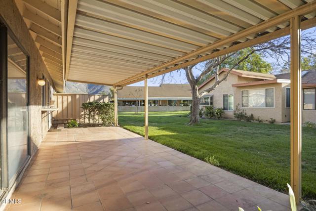 29221 Village 29, Camarillo CA: https://media.crmls.org/mediaz/51f06ad1-9e54-471e-a89d-b4c22caa83b1.jpg